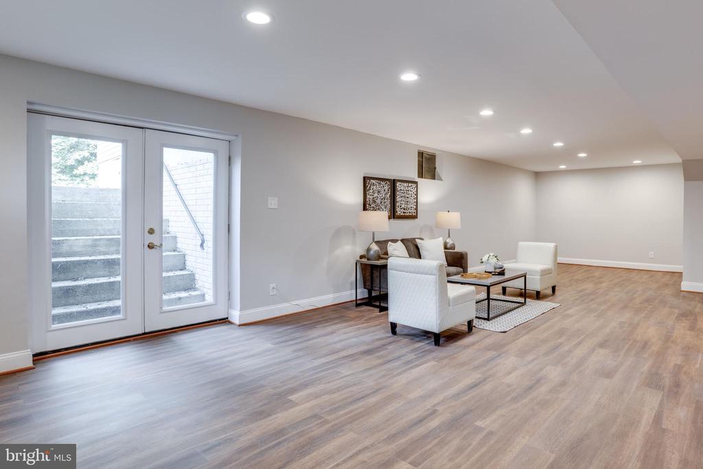 8750 CENTER ROAD 1