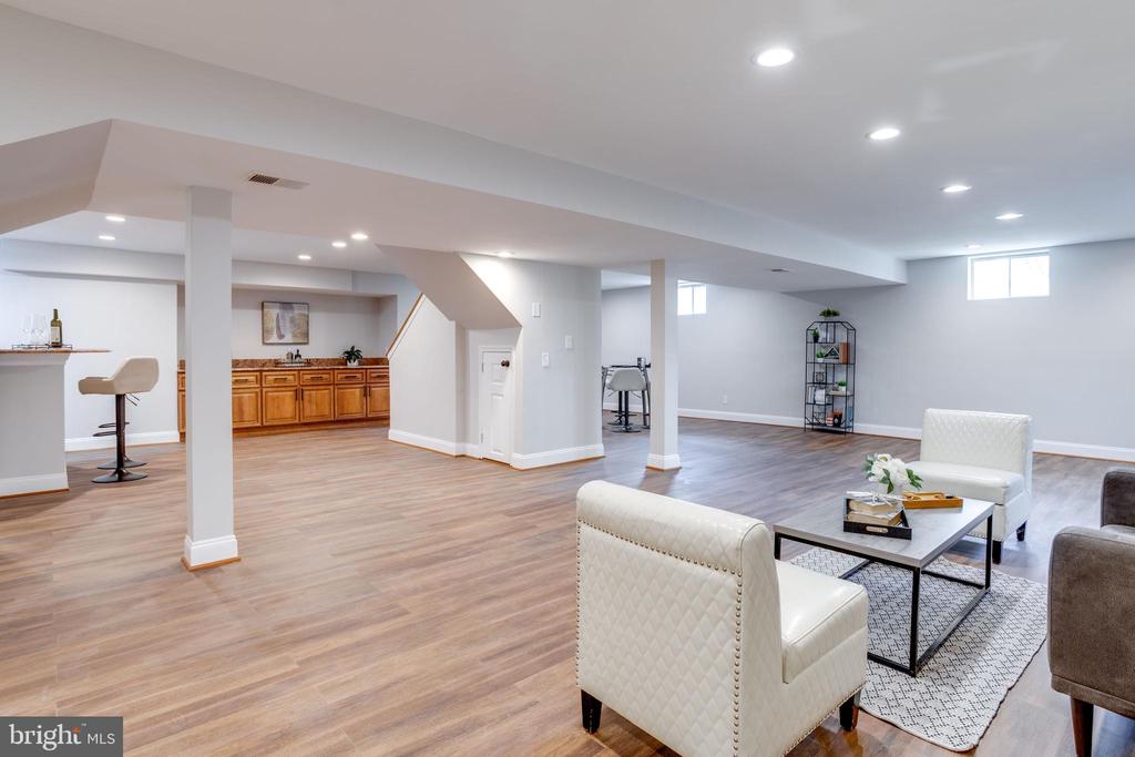 8750 CENTER ROAD 1