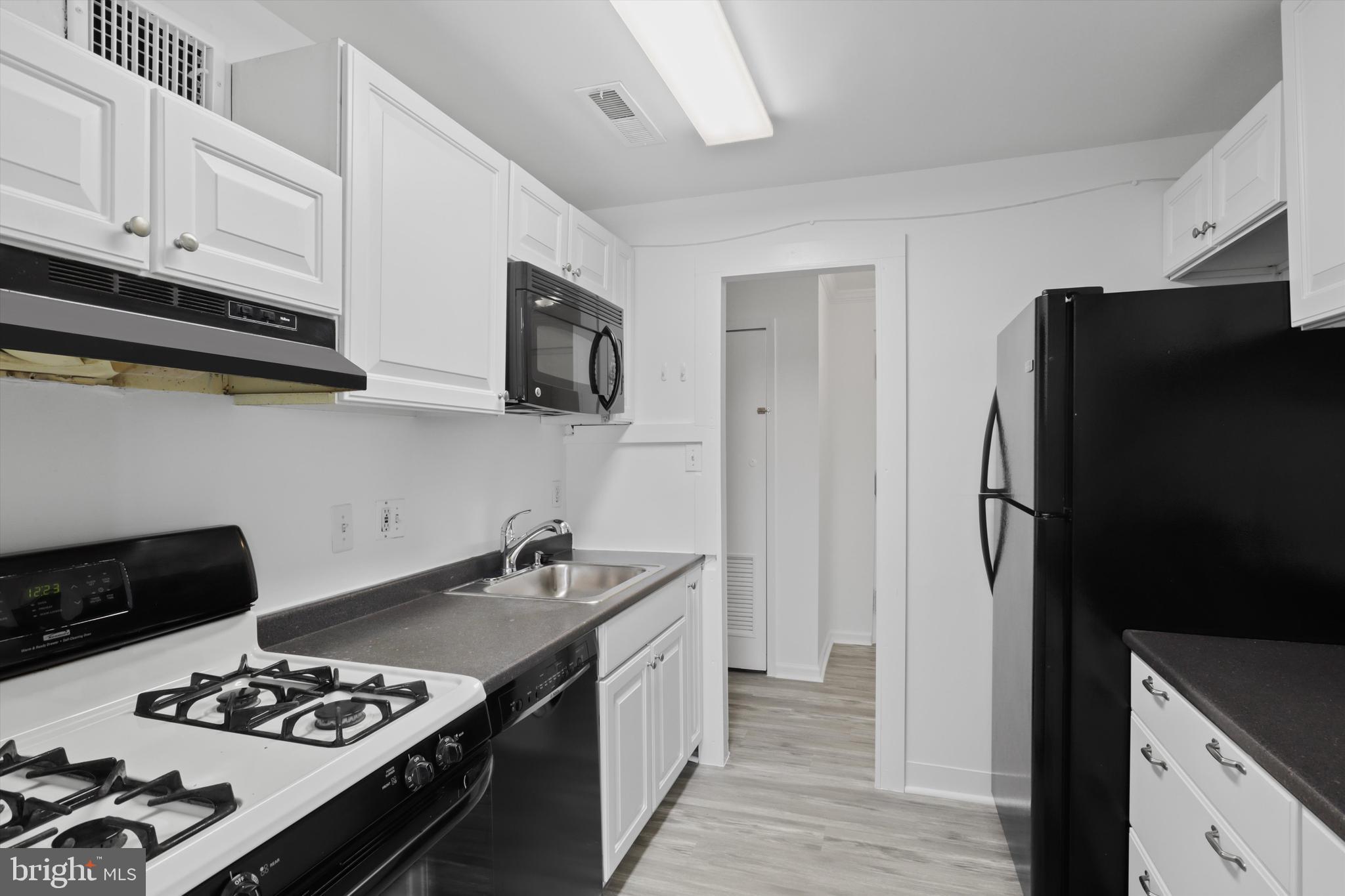 3100 S MANCHESTER STREET 731