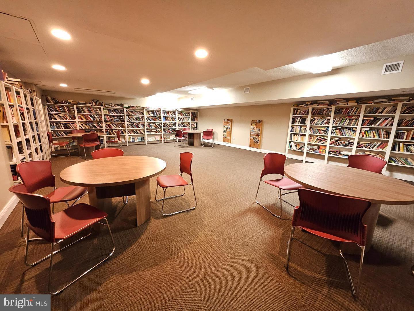 3100 S MANCHESTER STREET 731