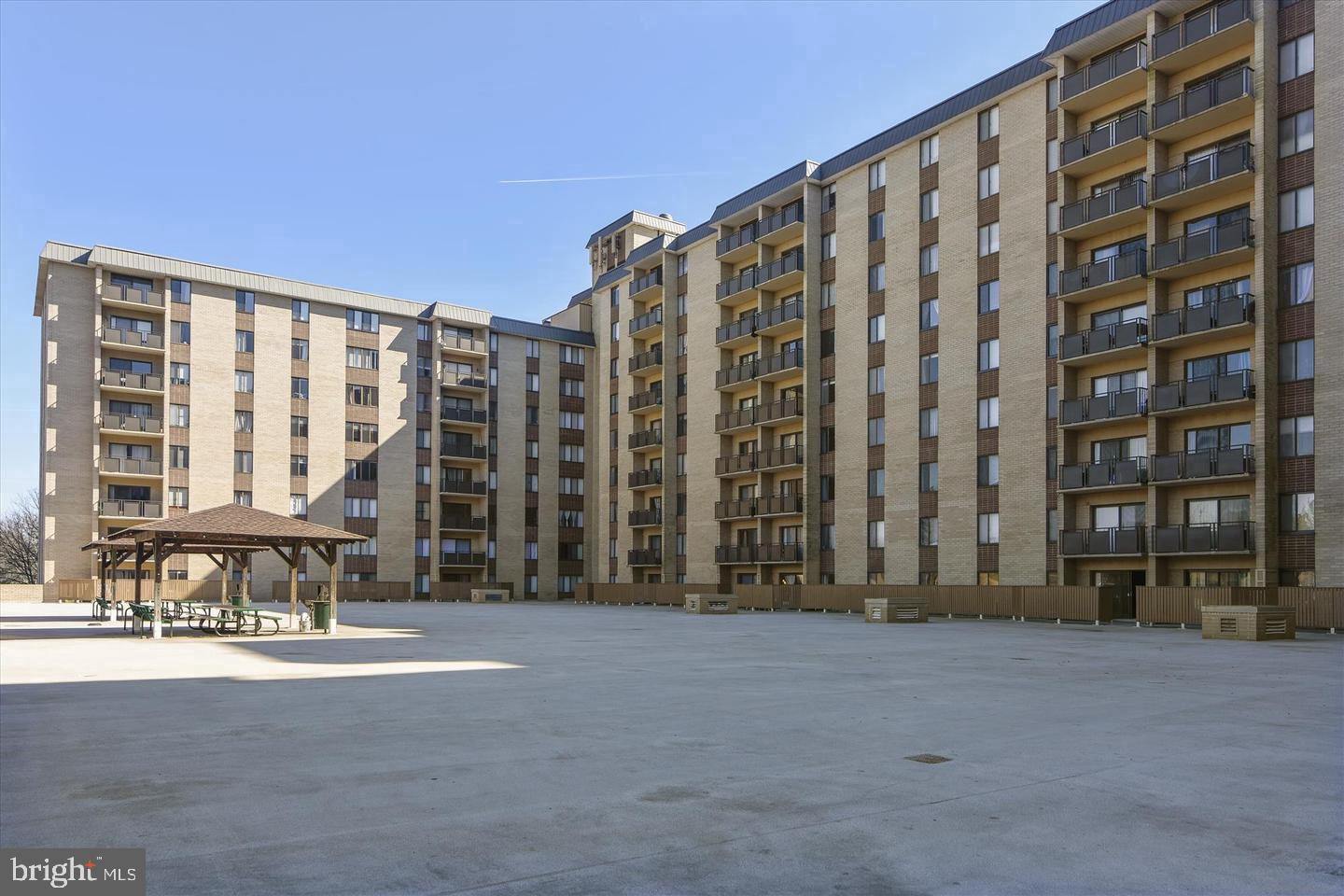 3100 S MANCHESTER STREET 731