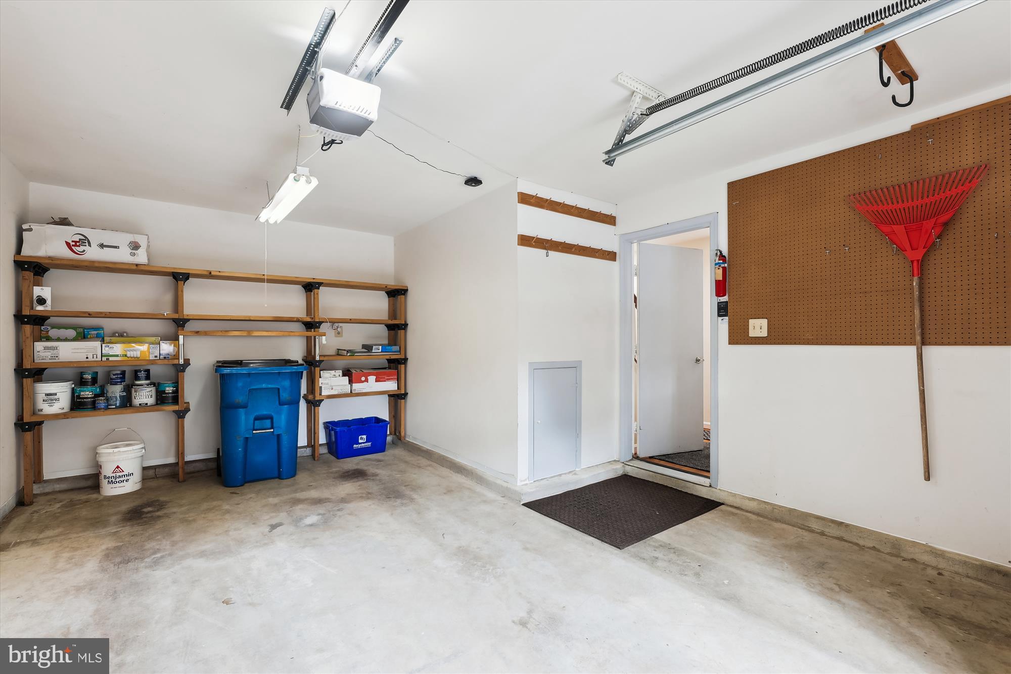7308 MALLORY CIRCLE