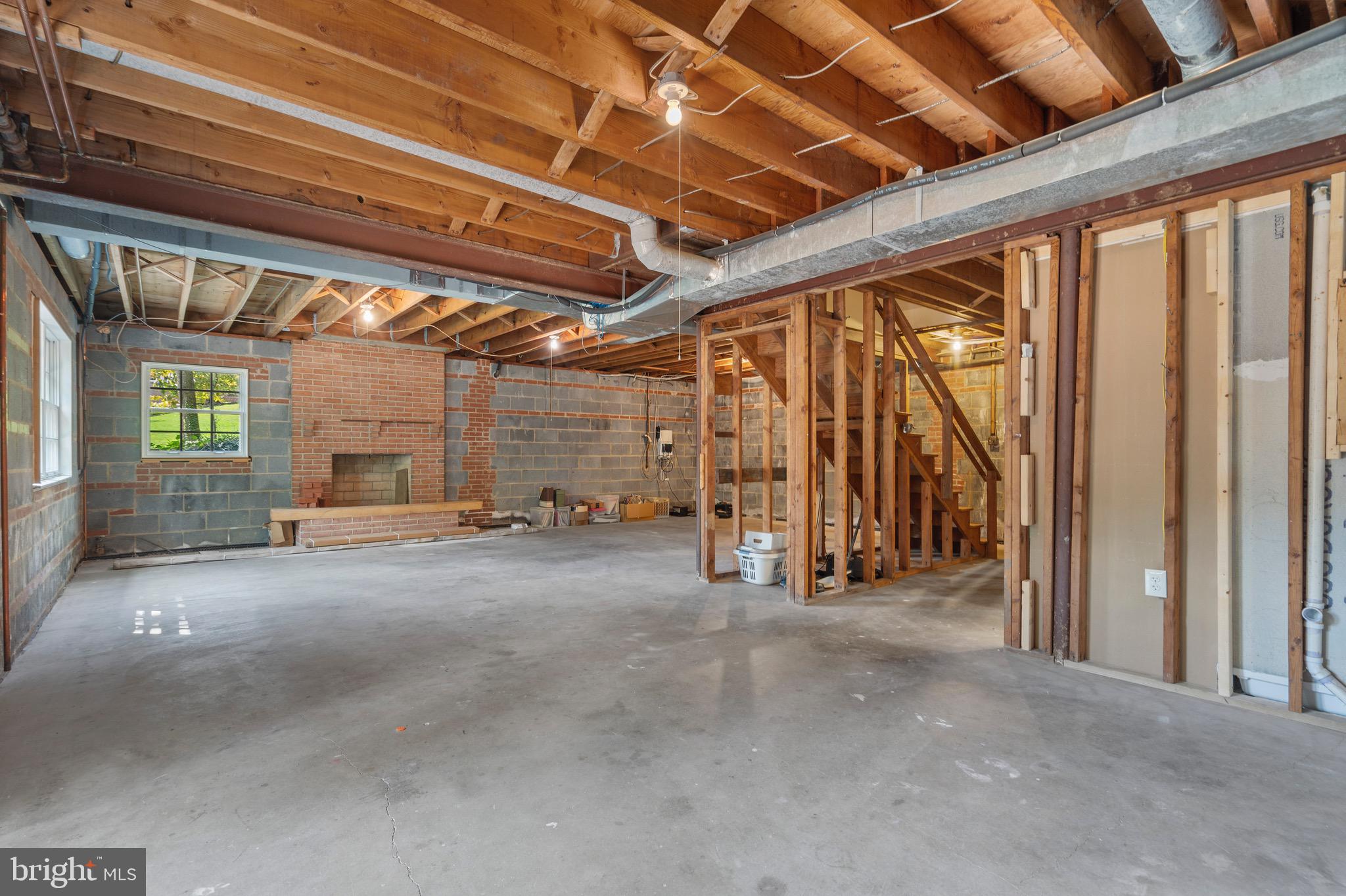 4803 AUTUMN LAKE WAY