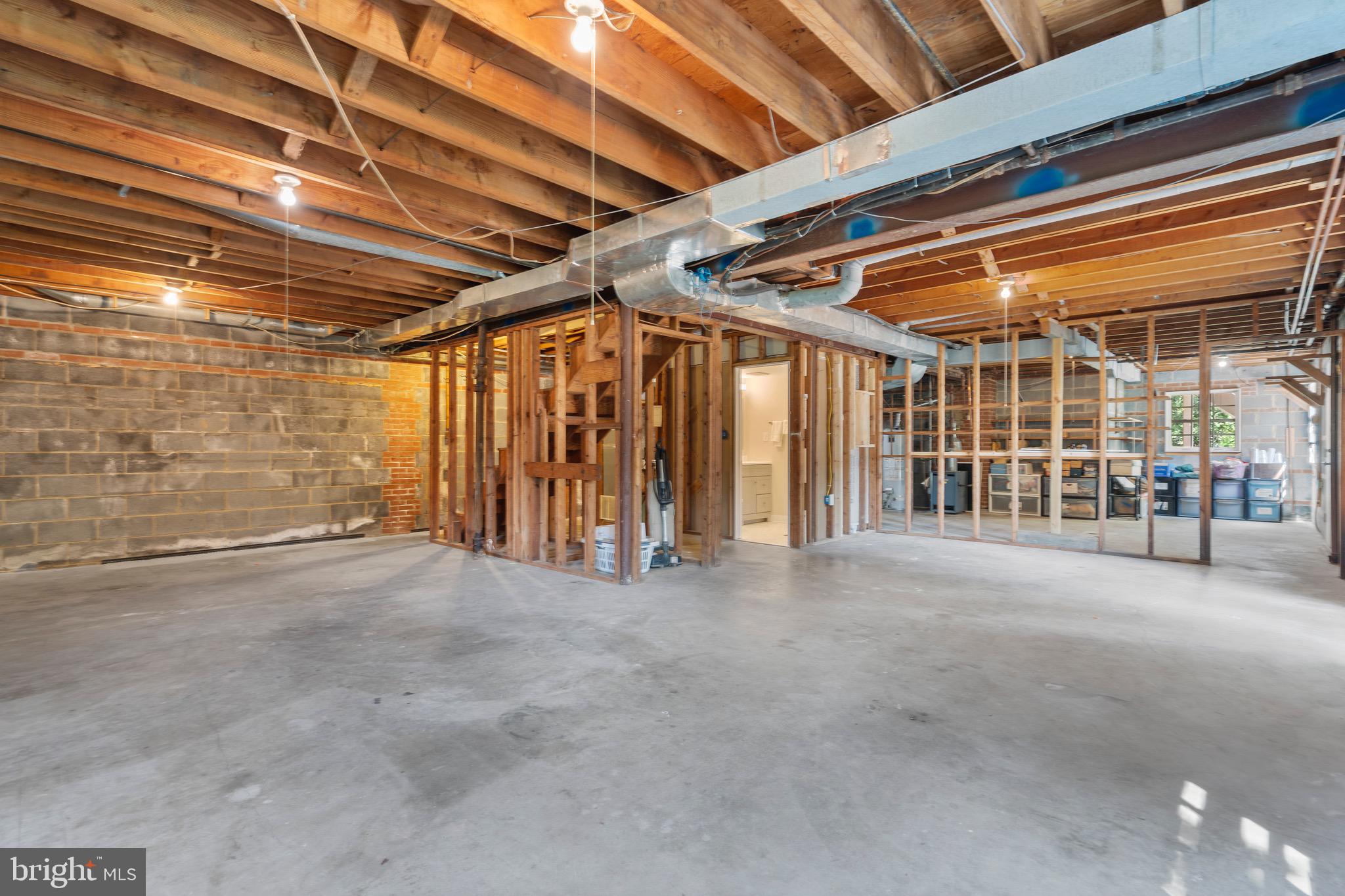 4803 AUTUMN LAKE WAY