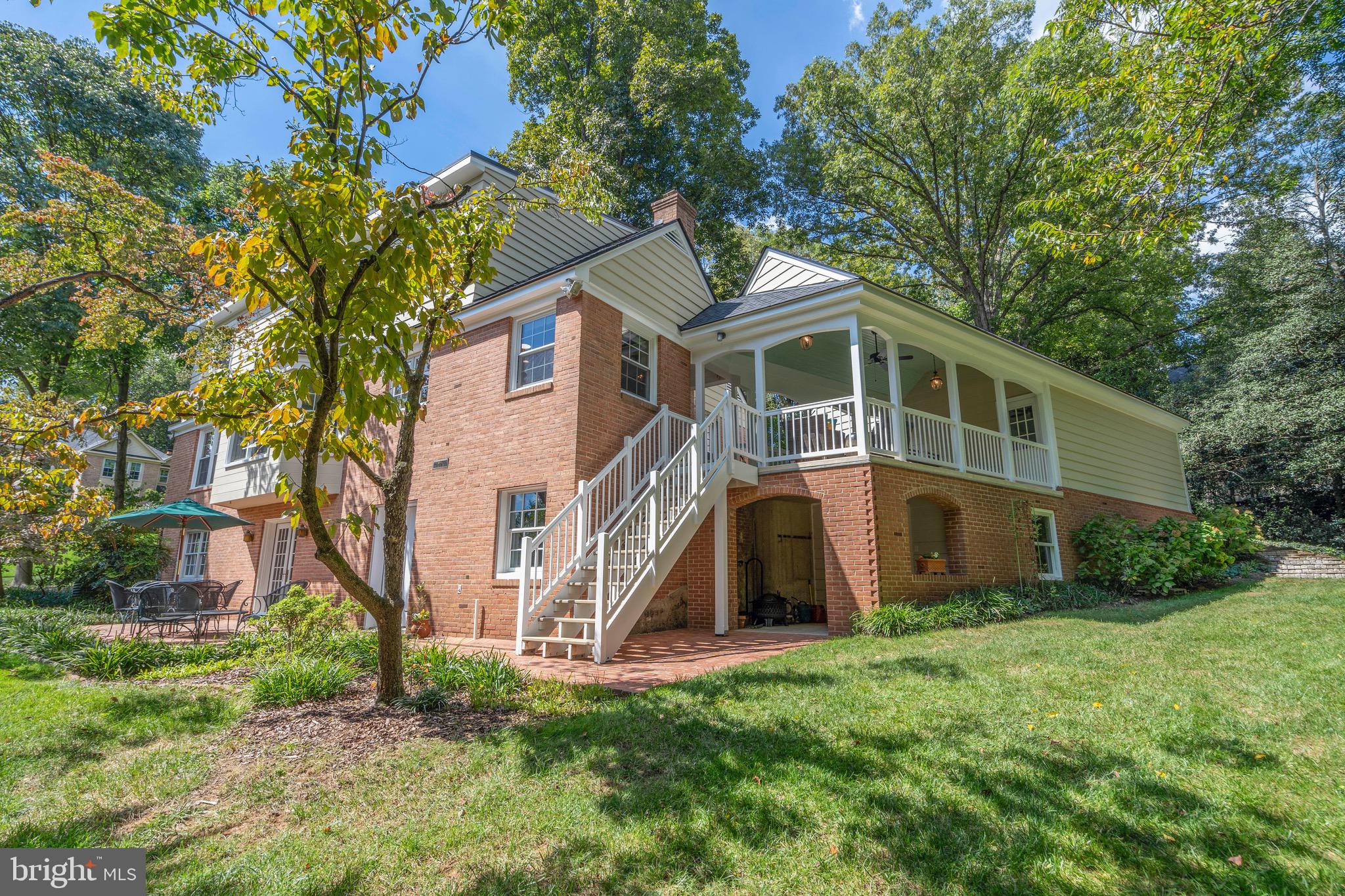 4803 AUTUMN LAKE WAY