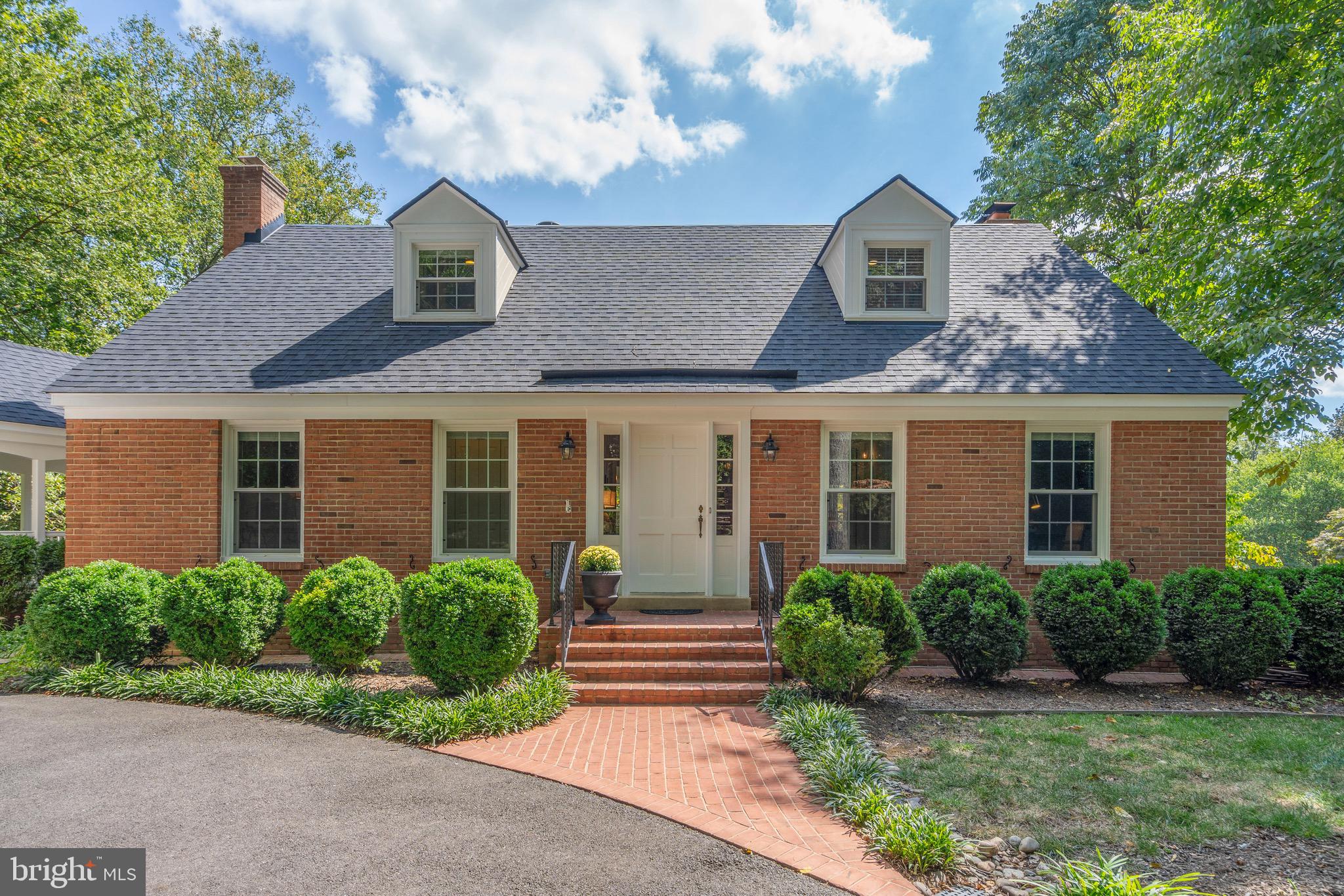 4803 AUTUMN LAKE WAY