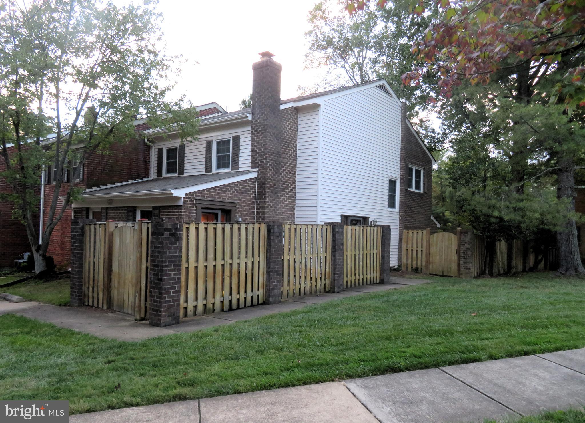 713 HUNTER COURT SW
