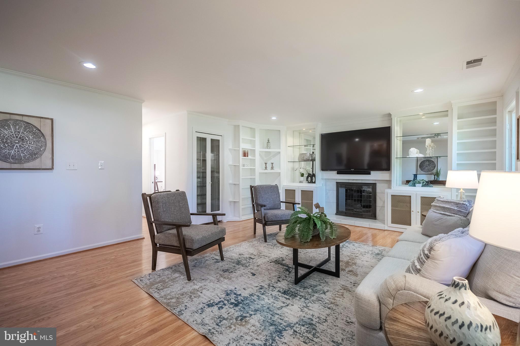 1657 LOZANO DRIVE