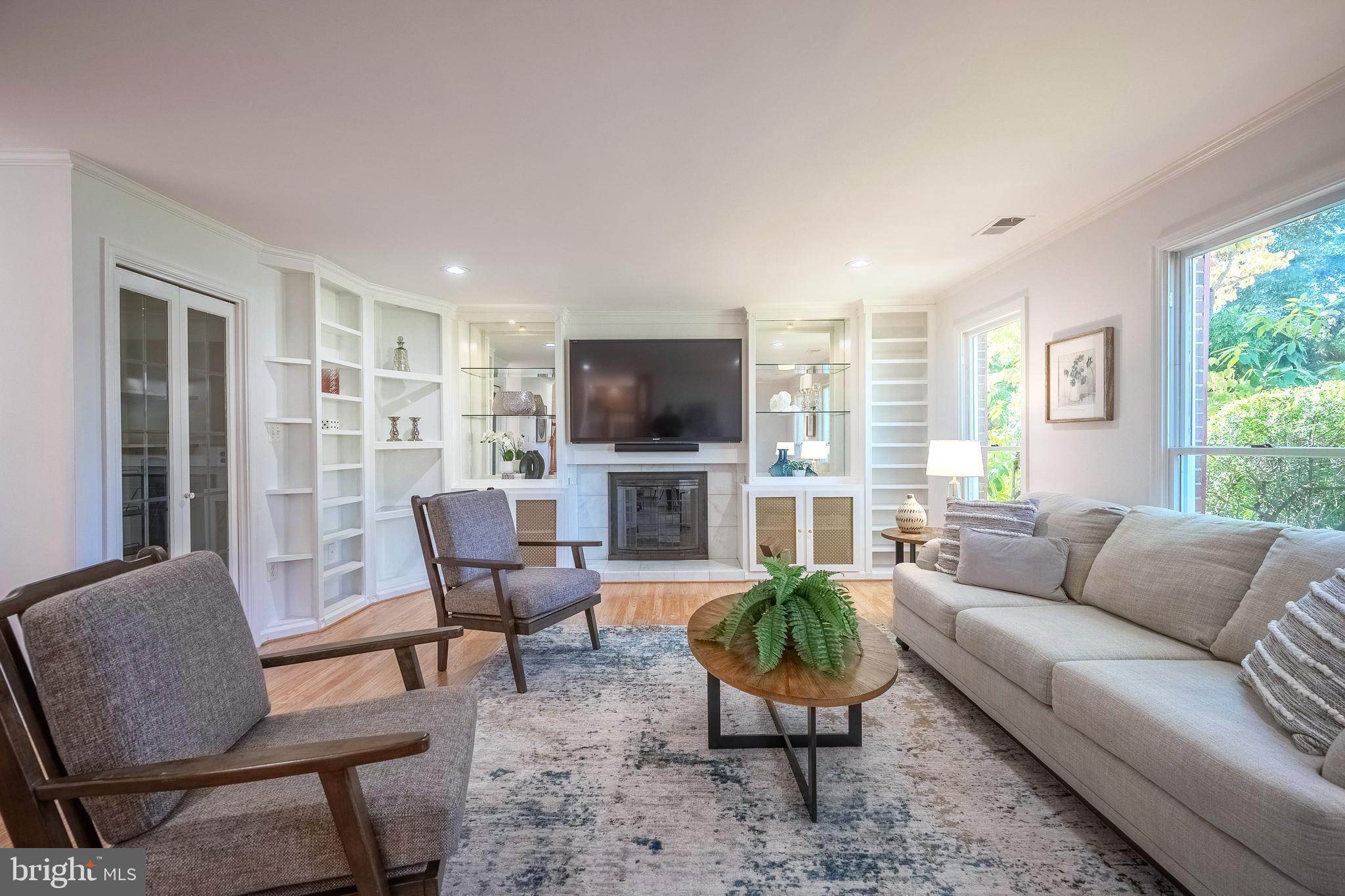 1657 LOZANO DRIVE