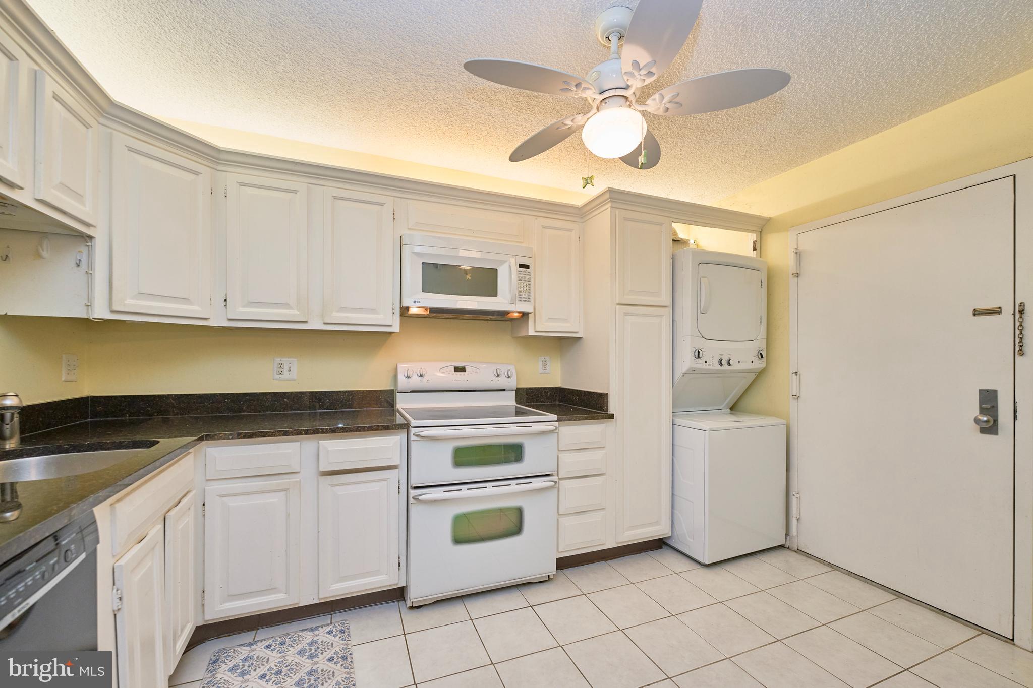 1800 OLD MEADOW ROAD 503