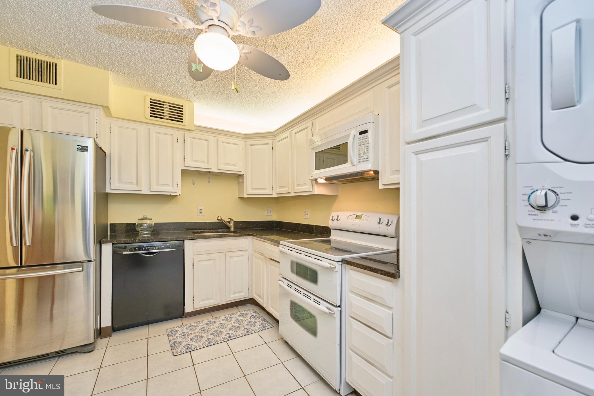 1800 OLD MEADOW ROAD 503