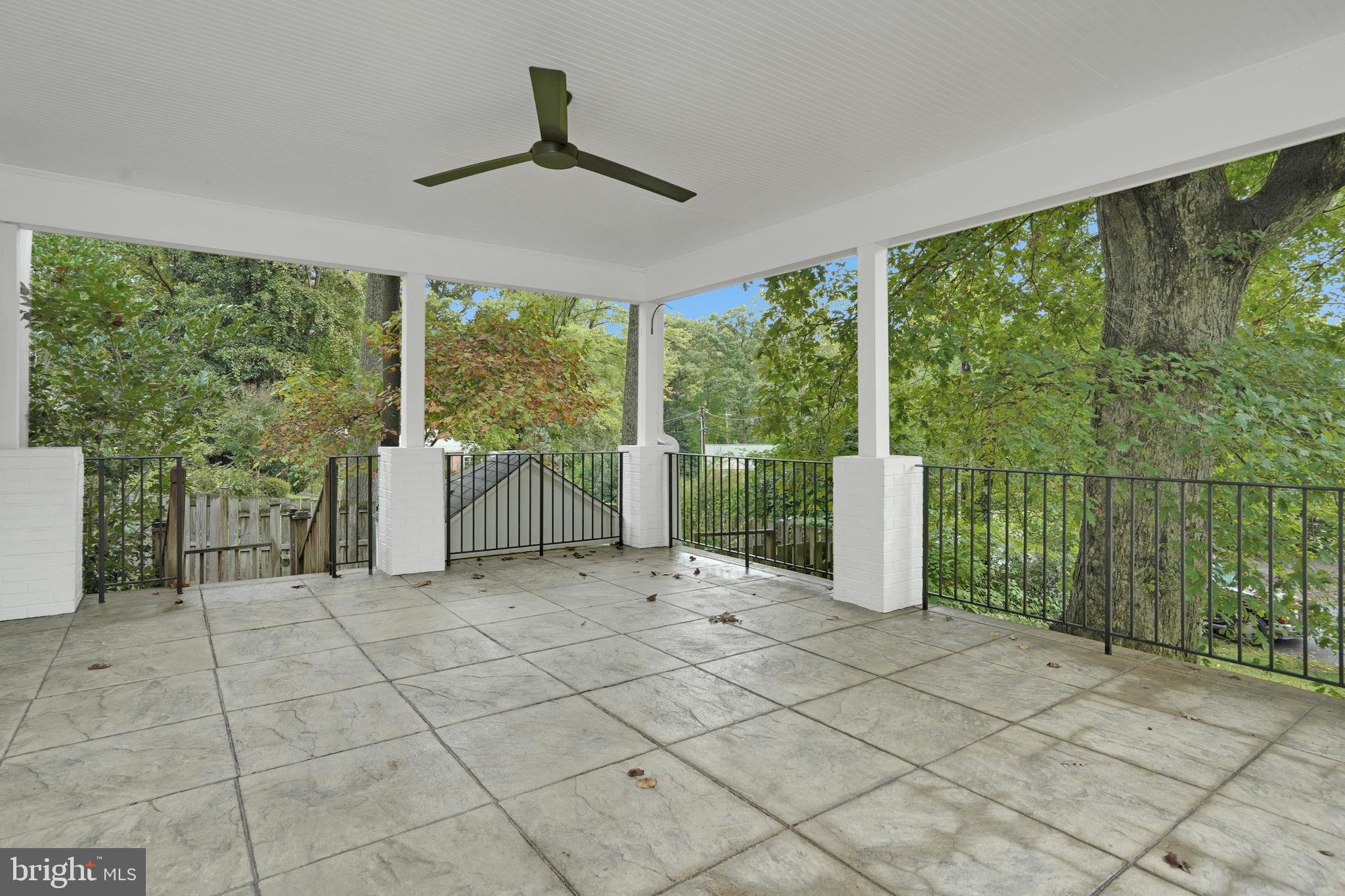 1600 HOLLINDALE DRIVE