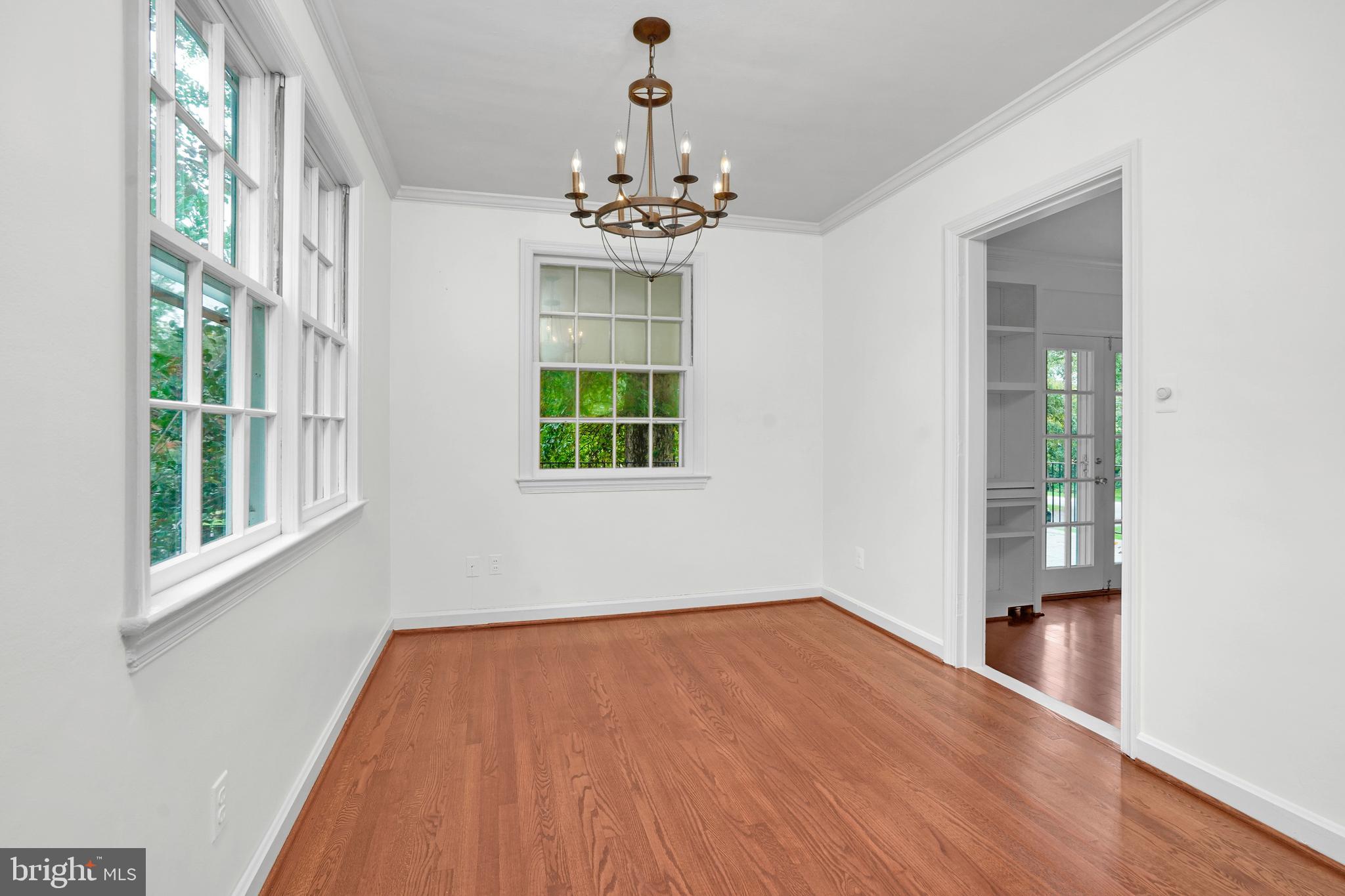 1600 HOLLINDALE DRIVE