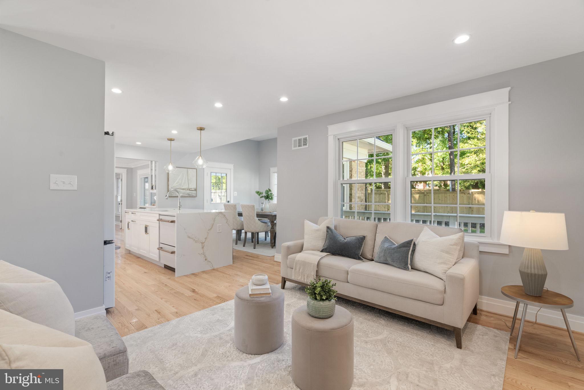 9516 FERRY HARBOUR COURT