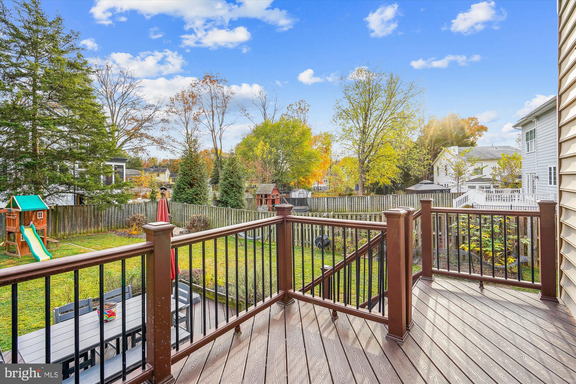 606 SW TRUMAN CIRCLE SW