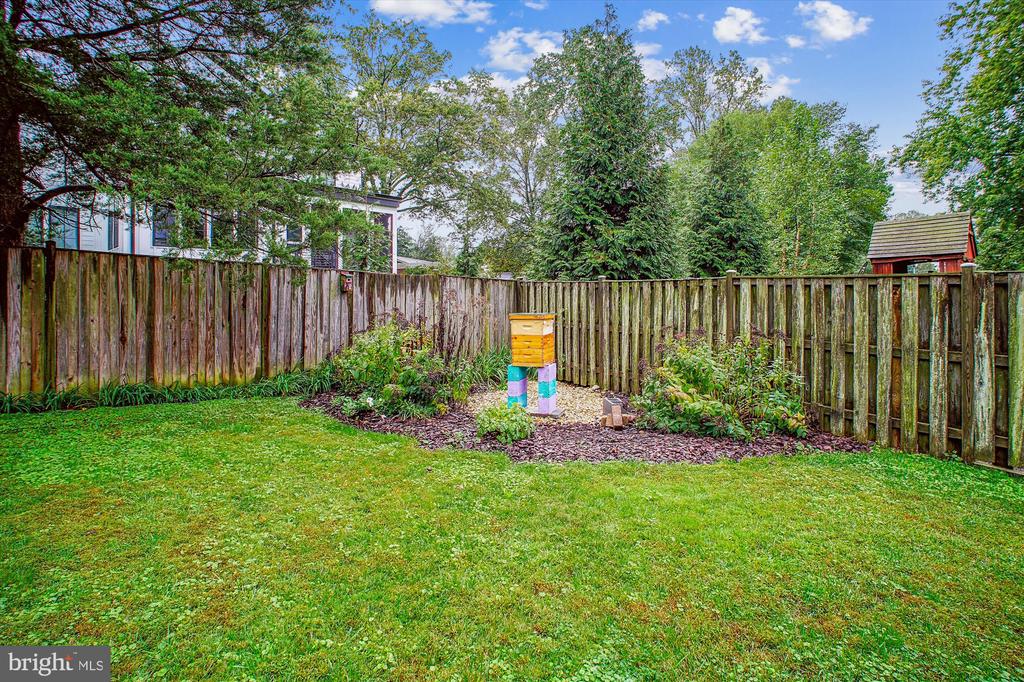 606 SW TRUMAN CIRCLE SW
