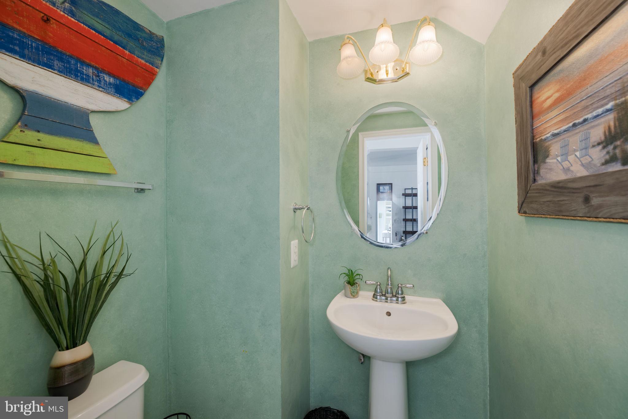 6184 MANCHESTER PARK CIRCLE