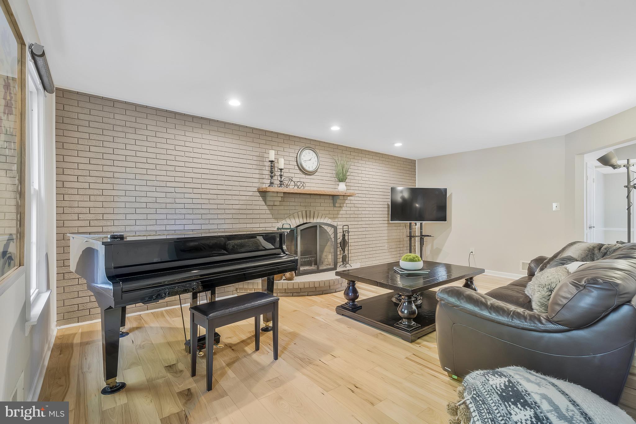 12623 FRANKLIN FARM