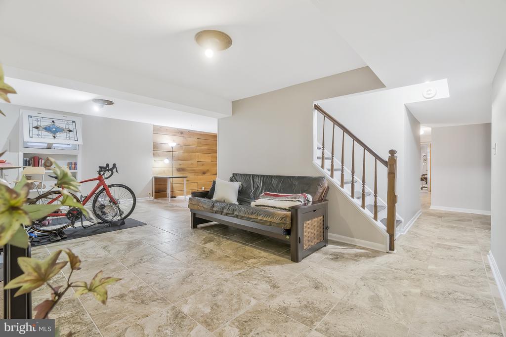 12623 FRANKLIN FARM