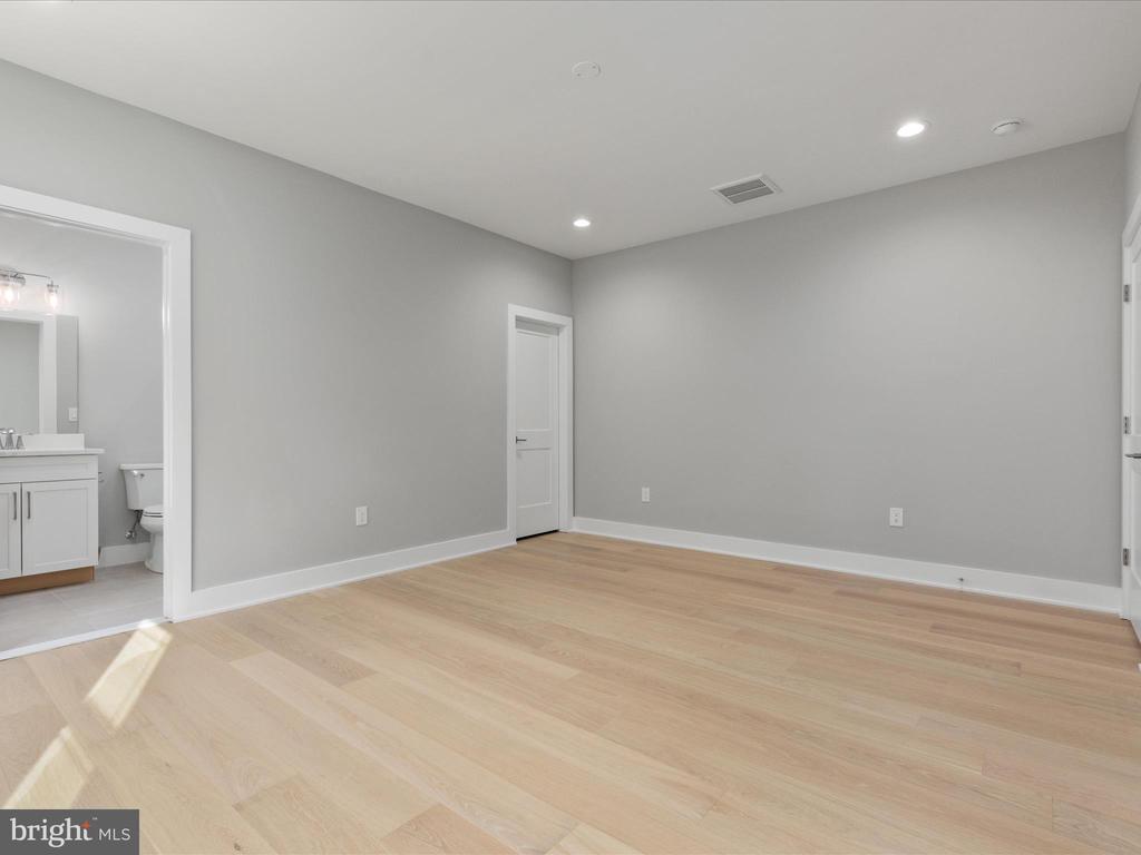 9727 MAURY ROAD