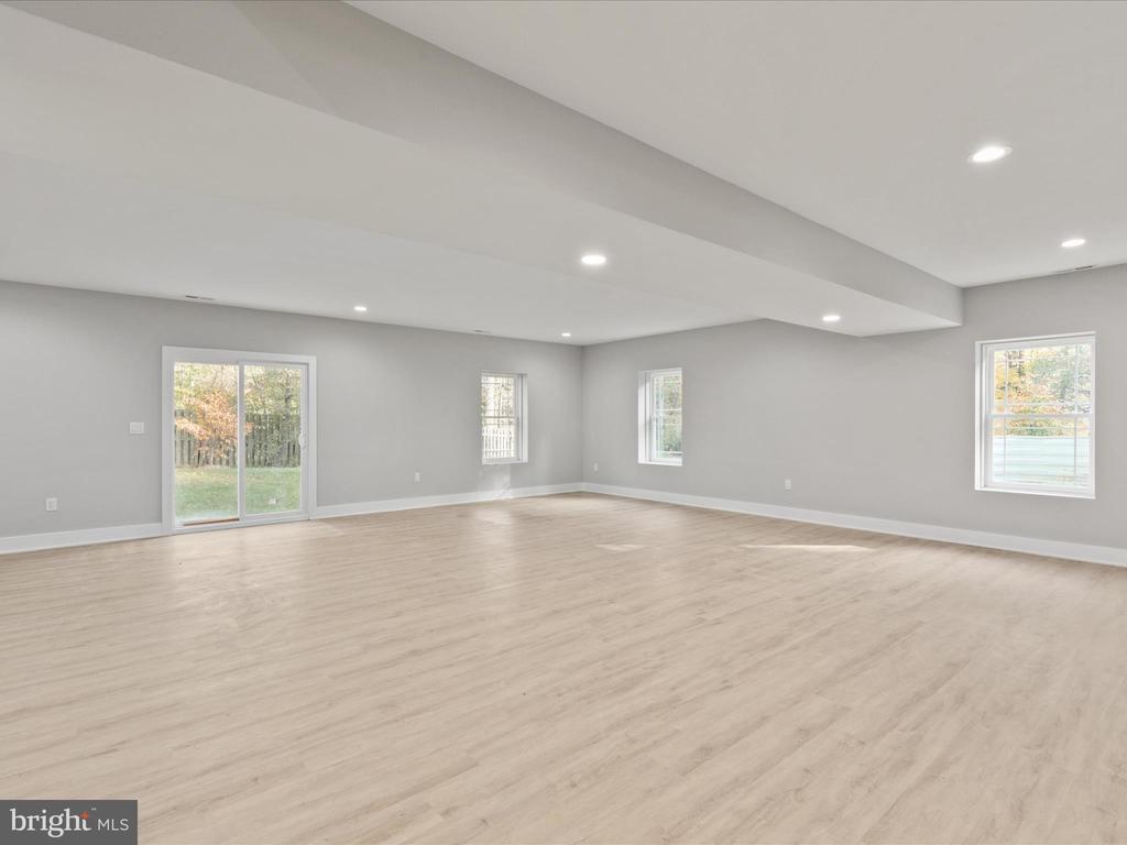 9727 MAURY ROAD