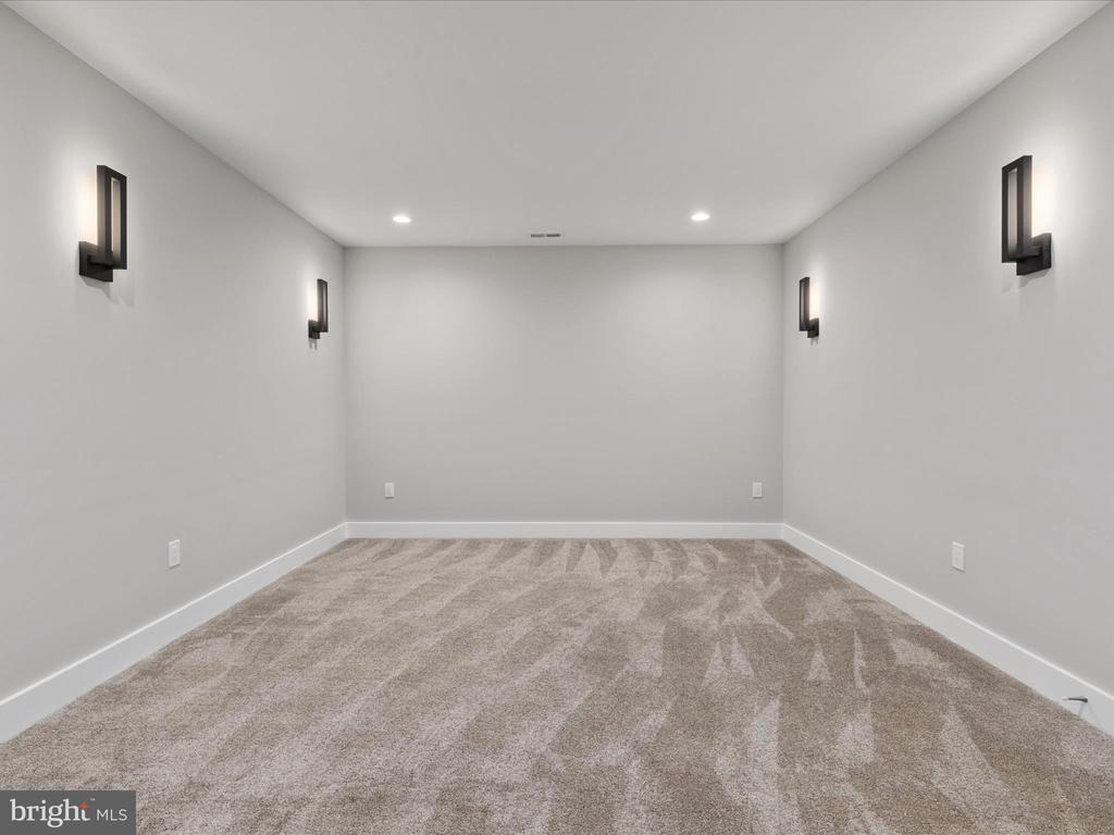 9727 MAURY ROAD