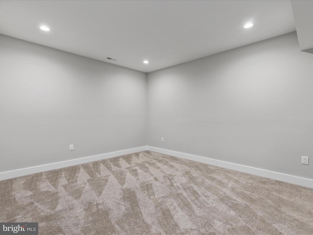 9727 MAURY ROAD