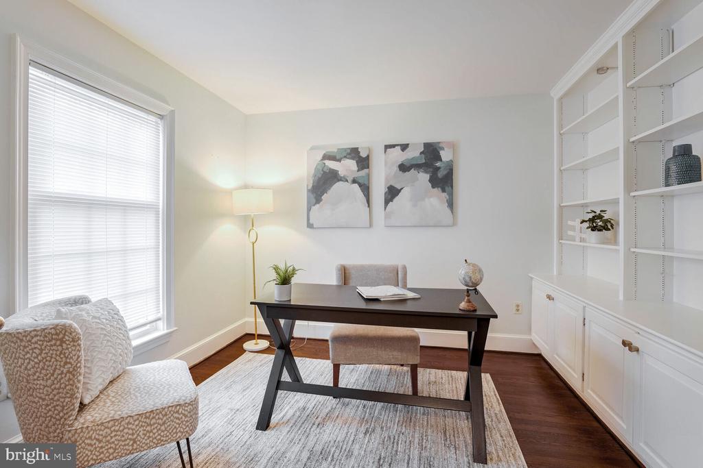 4499 MORNING WIND COURT