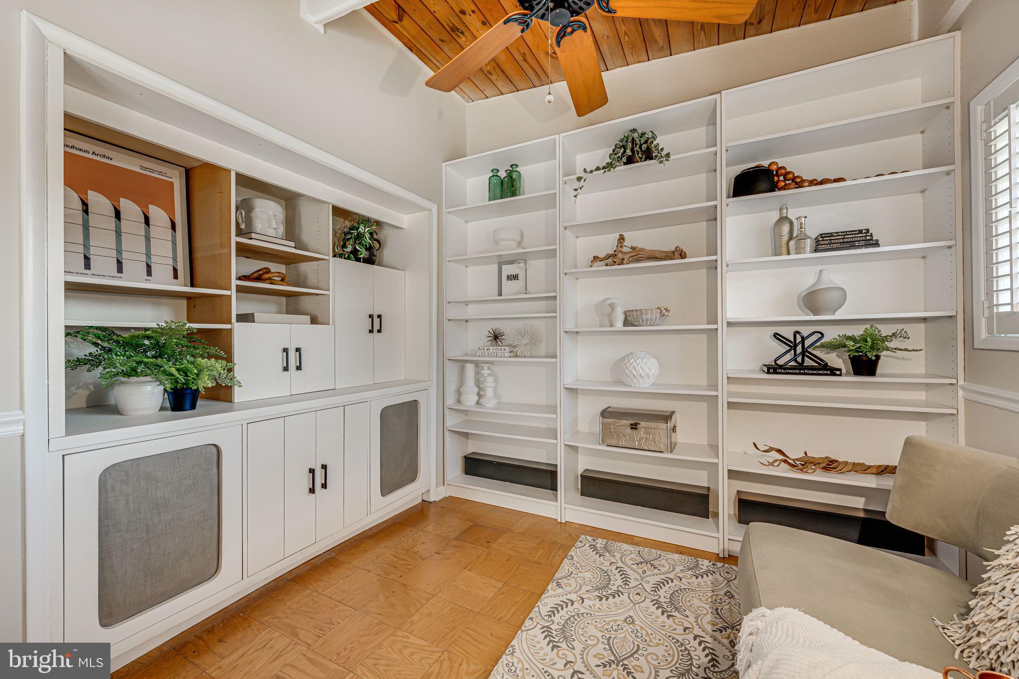 4903 AMERICANA DRIVE 207