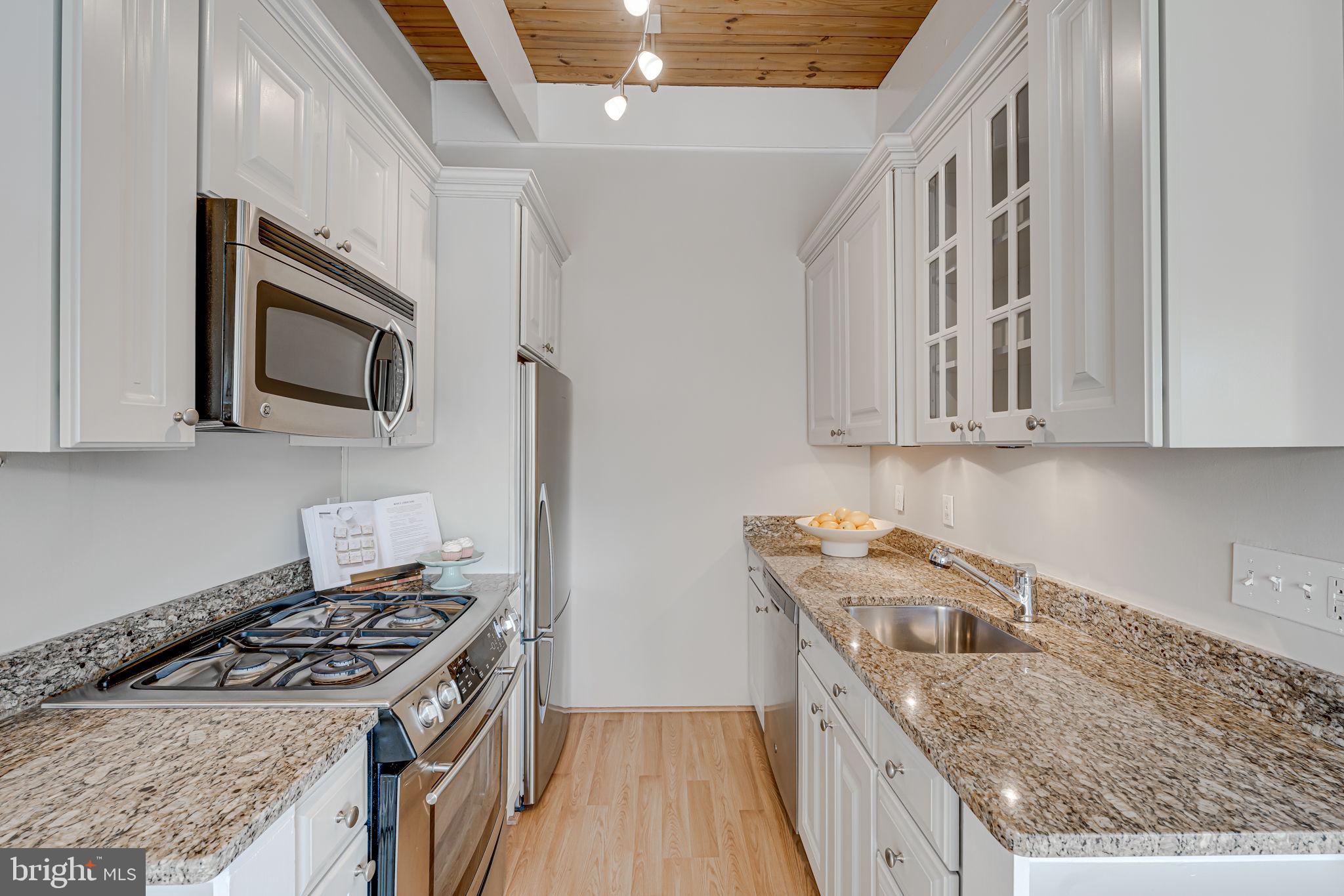 4903 AMERICANA DRIVE 207