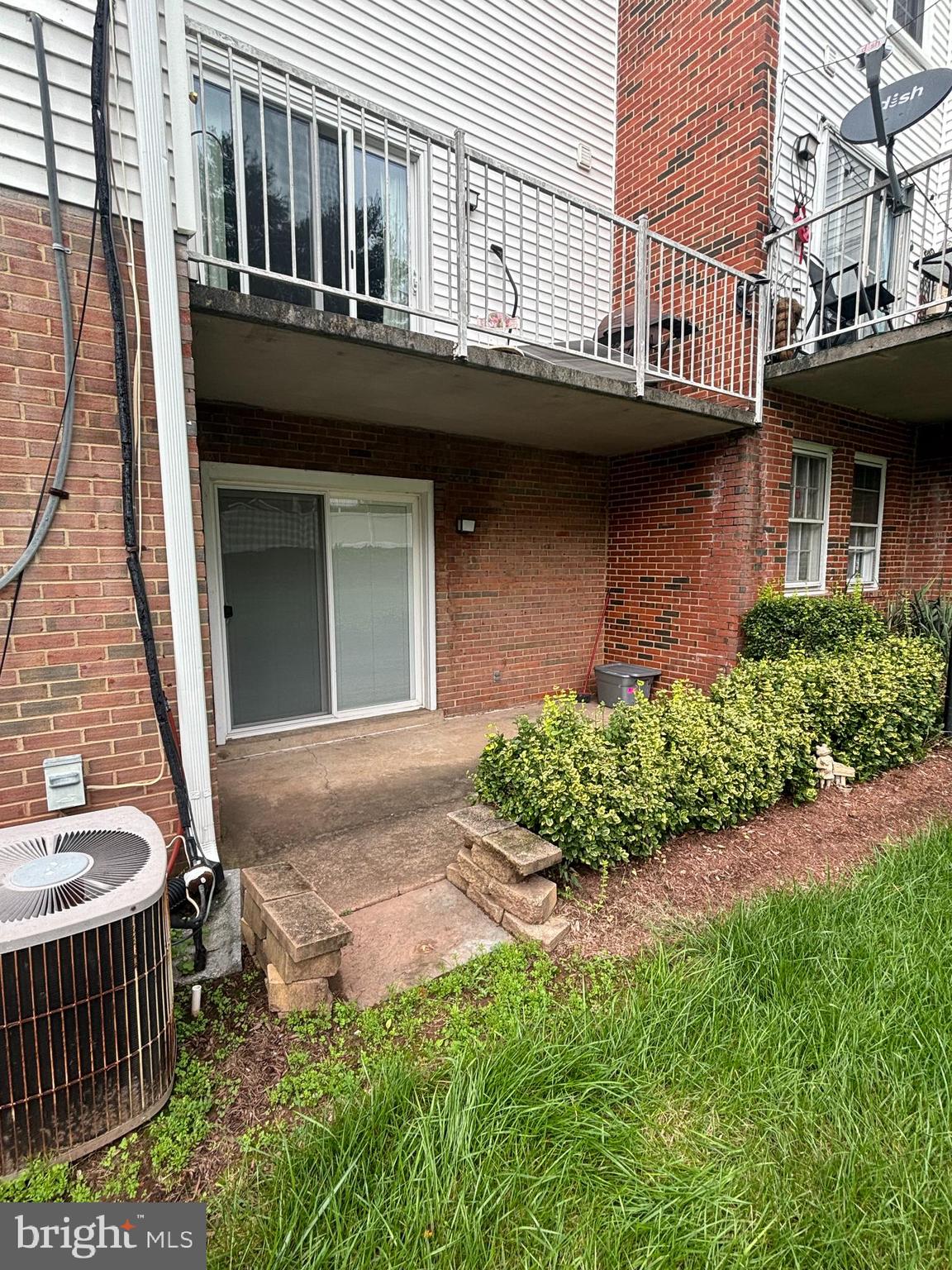 6141 STRASBURG DRIVE