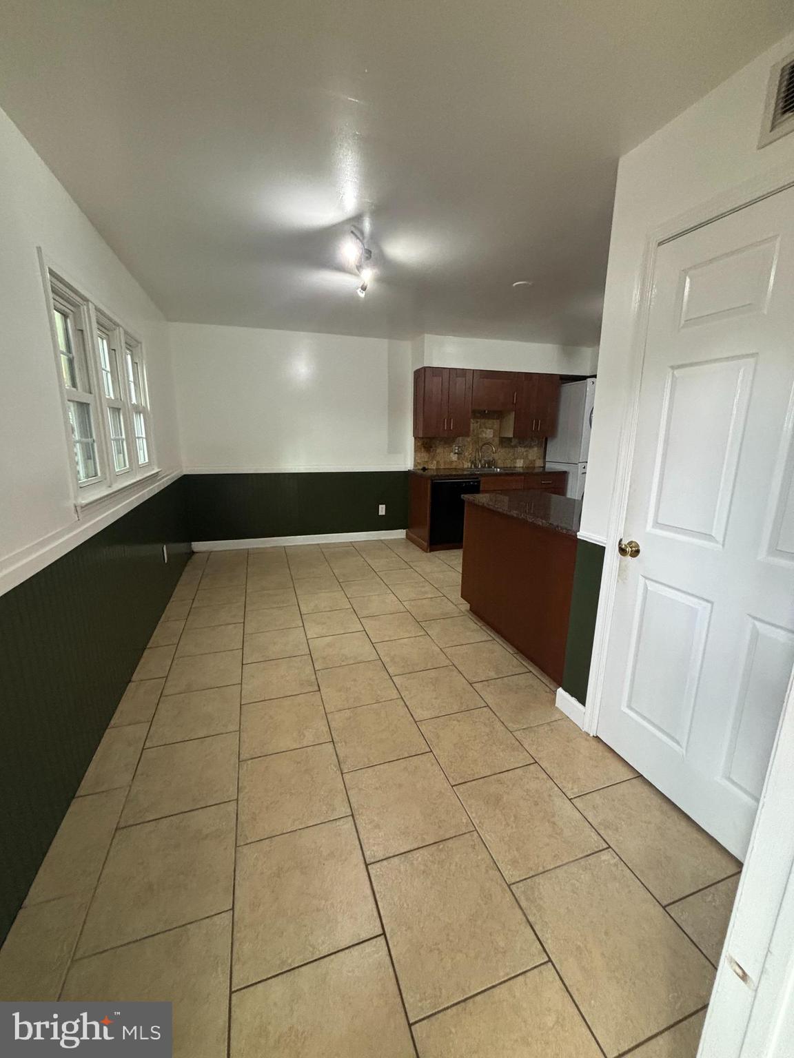 6141 STRASBURG DRIVE