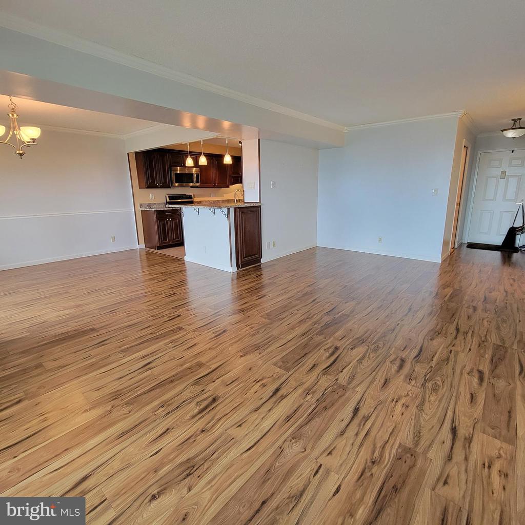 5903 MOUNT EAGLE DRIVE 1502
