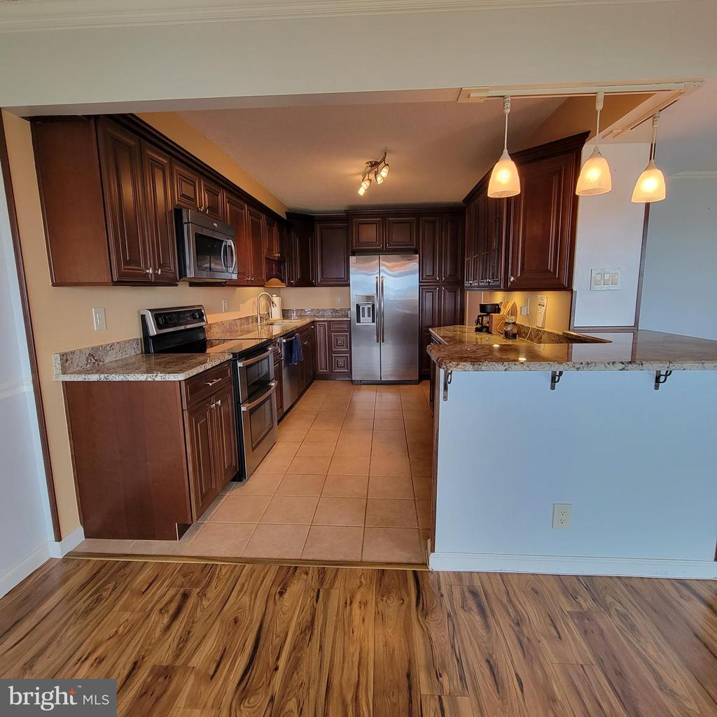 5903 MOUNT EAGLE DRIVE 1502