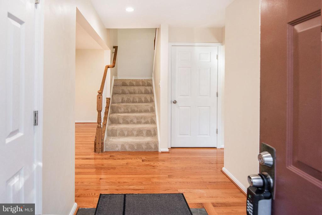 5008 HEAD COURT