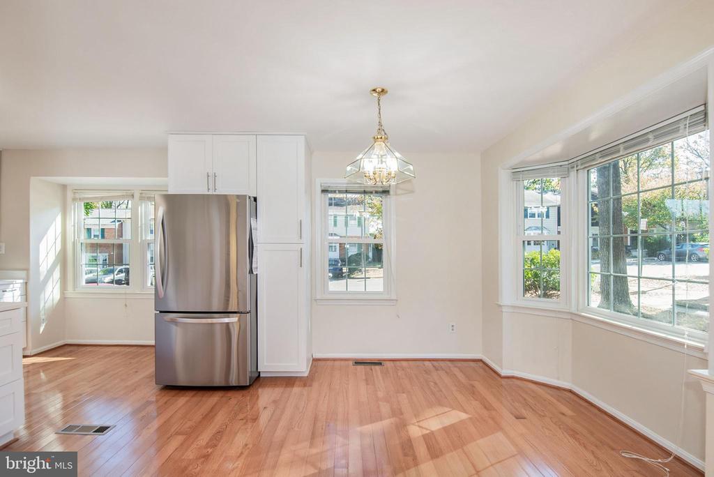 5008 HEAD COURT