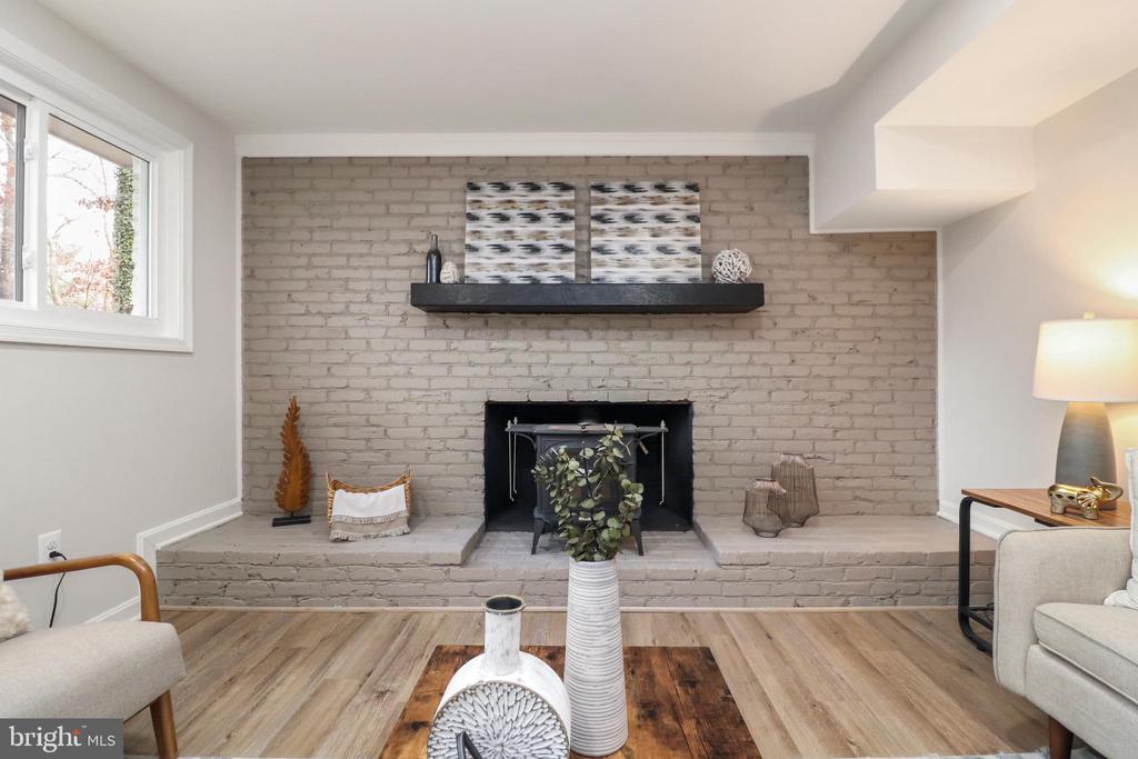 9510 SAINT CHARLES PLACE