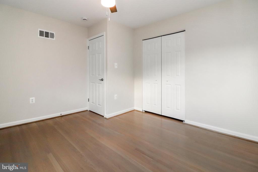 9510 SAINT CHARLES PLACE