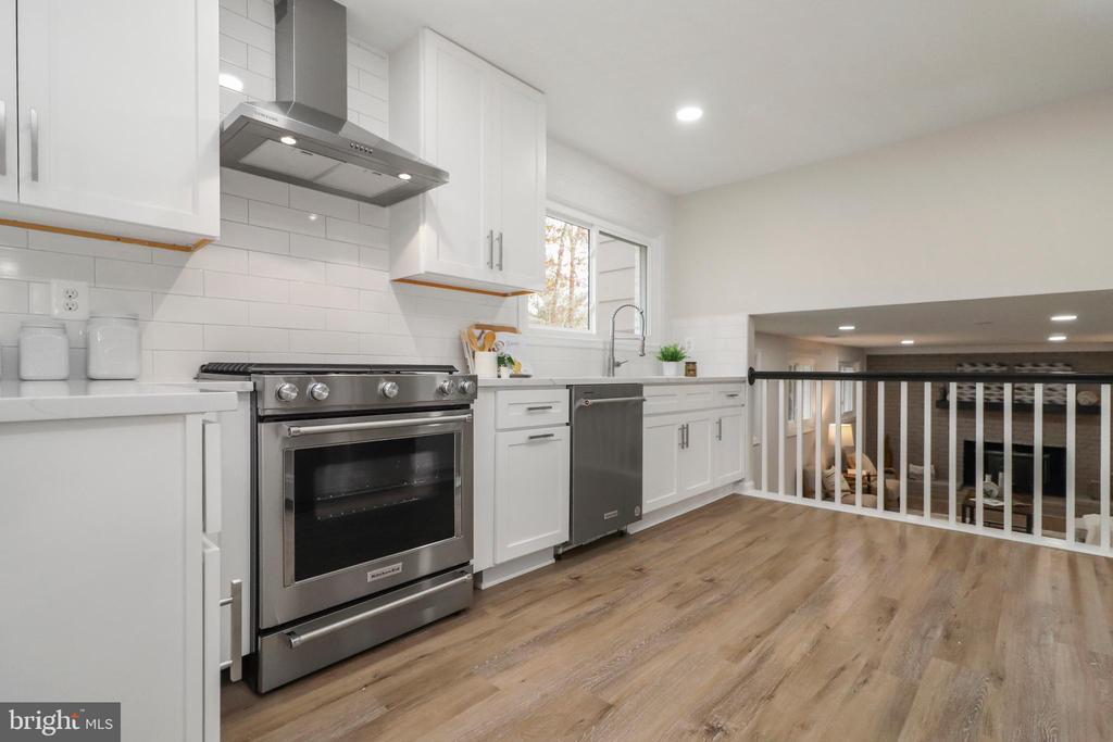 9510 SAINT CHARLES PLACE