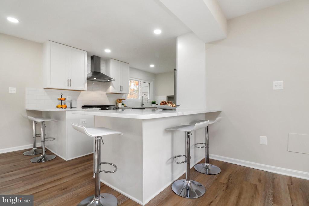 9510 SAINT CHARLES PLACE
