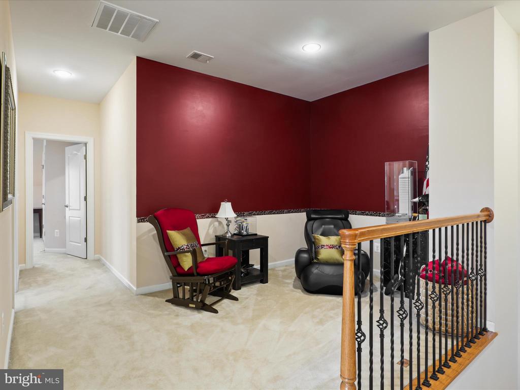 3895 BILLBERRY DRIVE