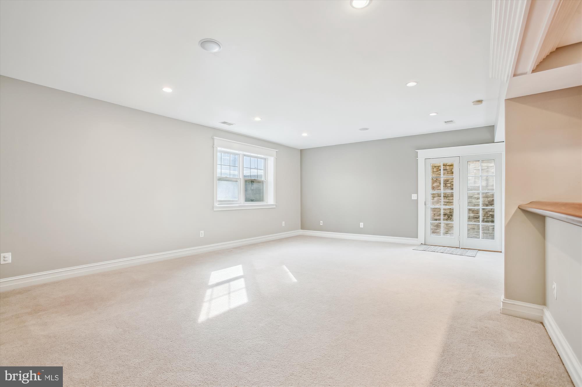 6633 VAN WINKLE DRIVE