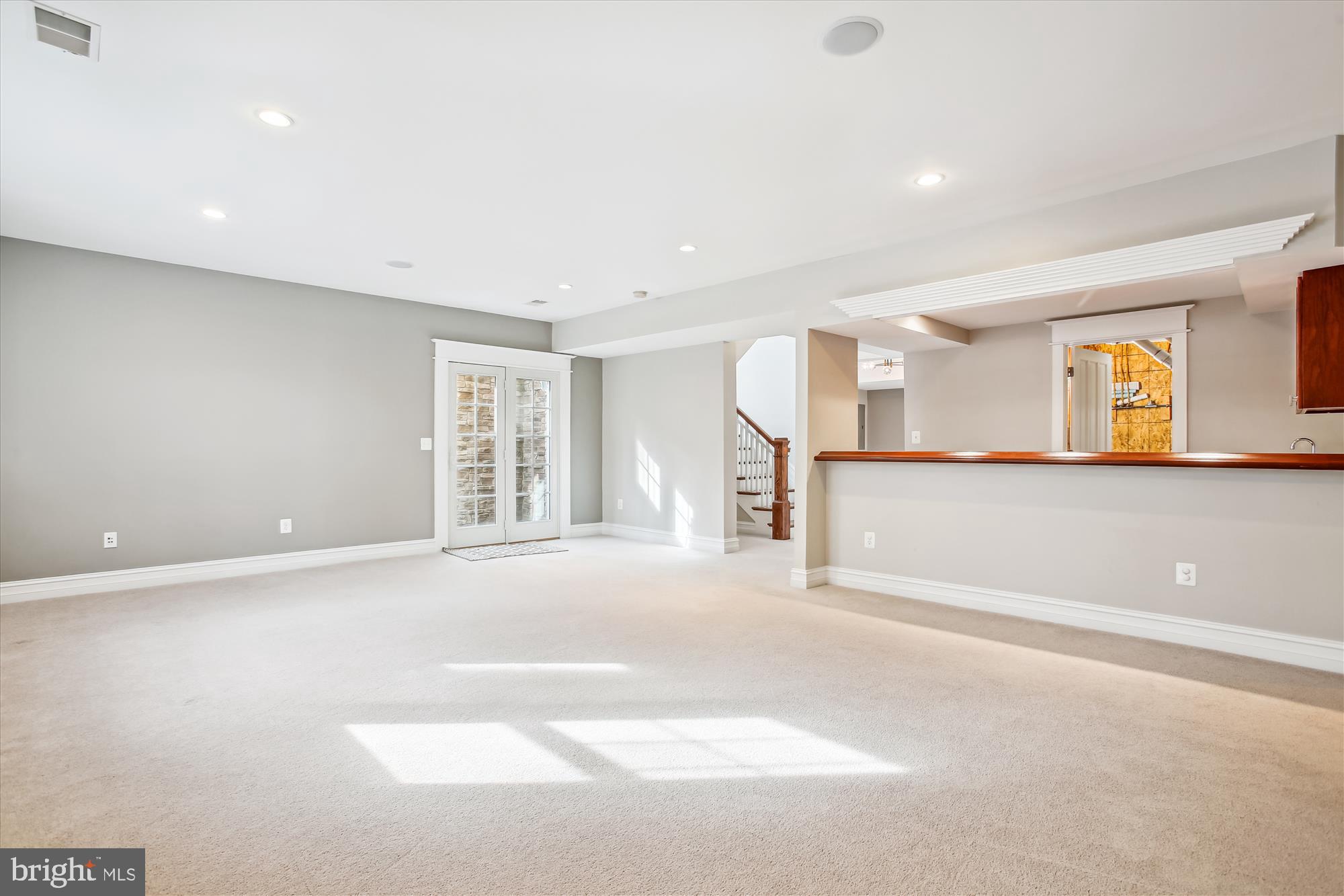 6633 VAN WINKLE DRIVE