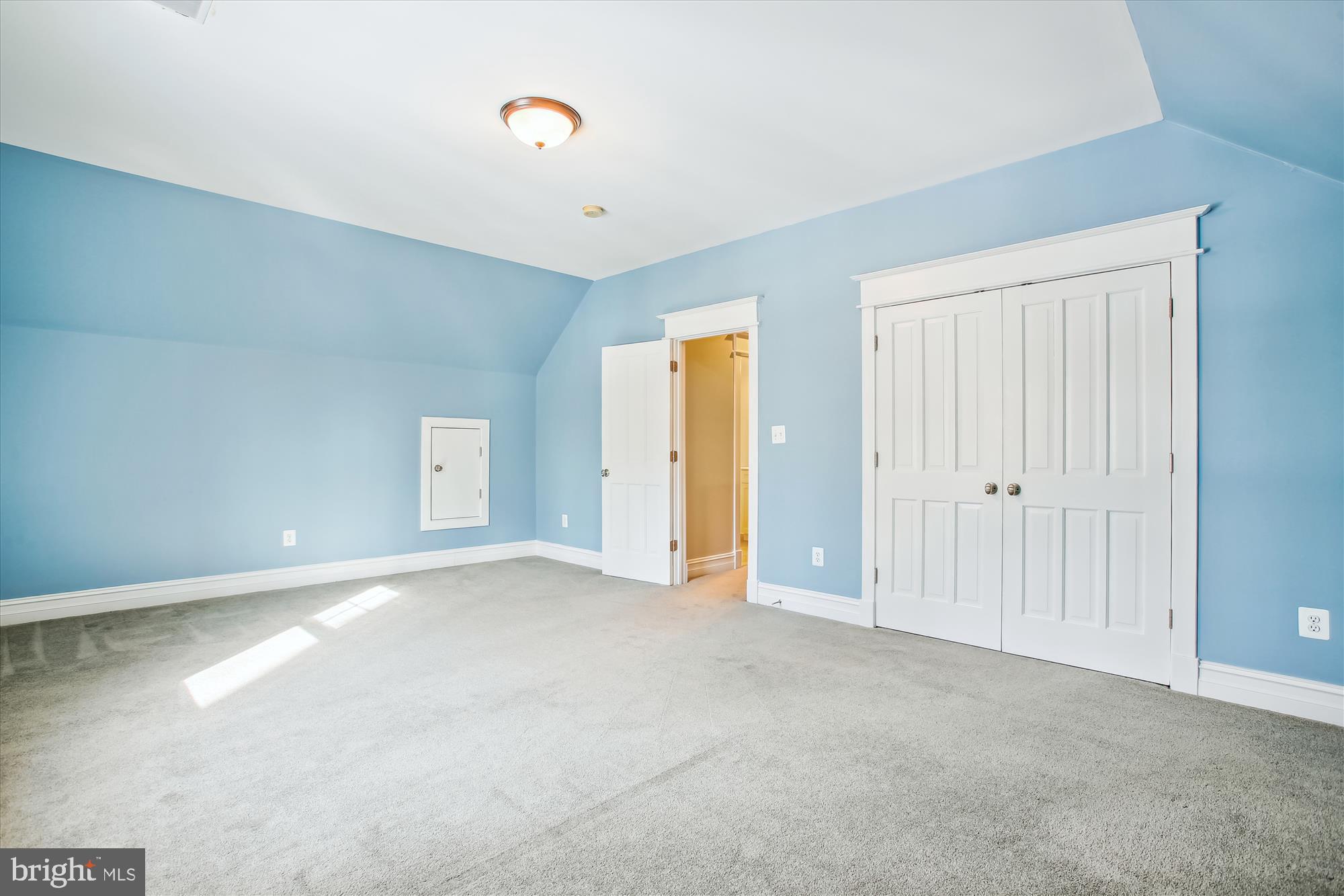 6633 VAN WINKLE DRIVE