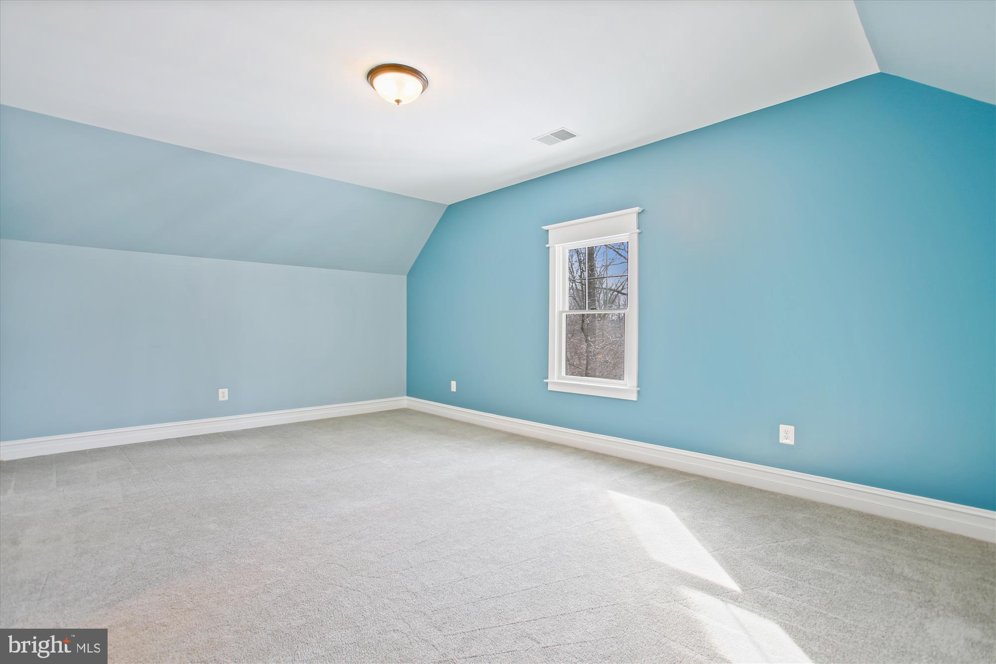 6633 VAN WINKLE DRIVE