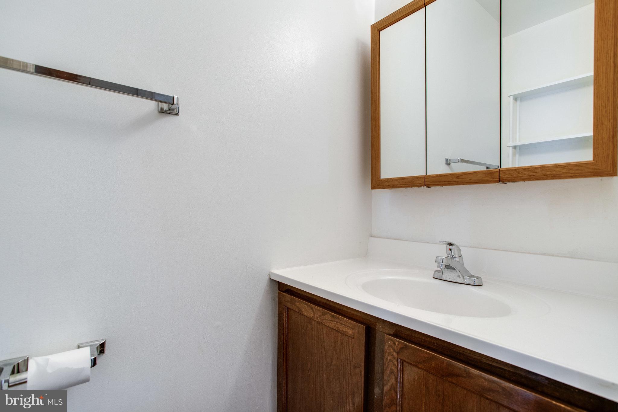 2880 SUTTON OAKS LANE