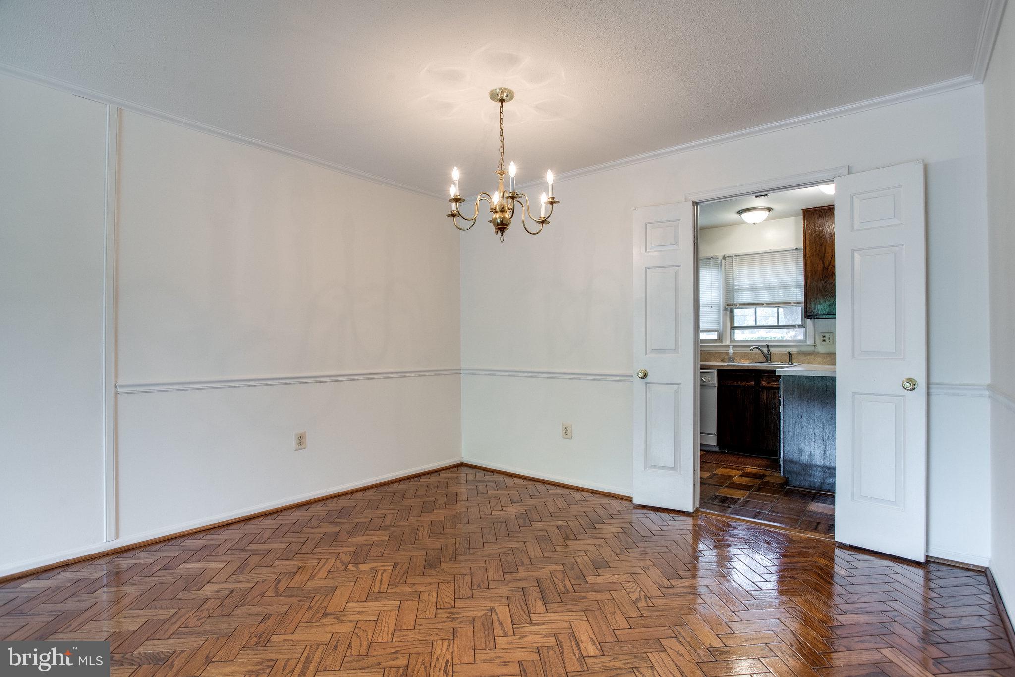 2880 SUTTON OAKS LANE