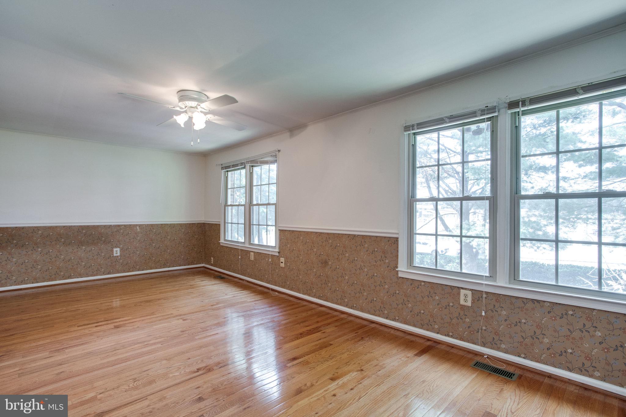 2880 SUTTON OAKS LANE