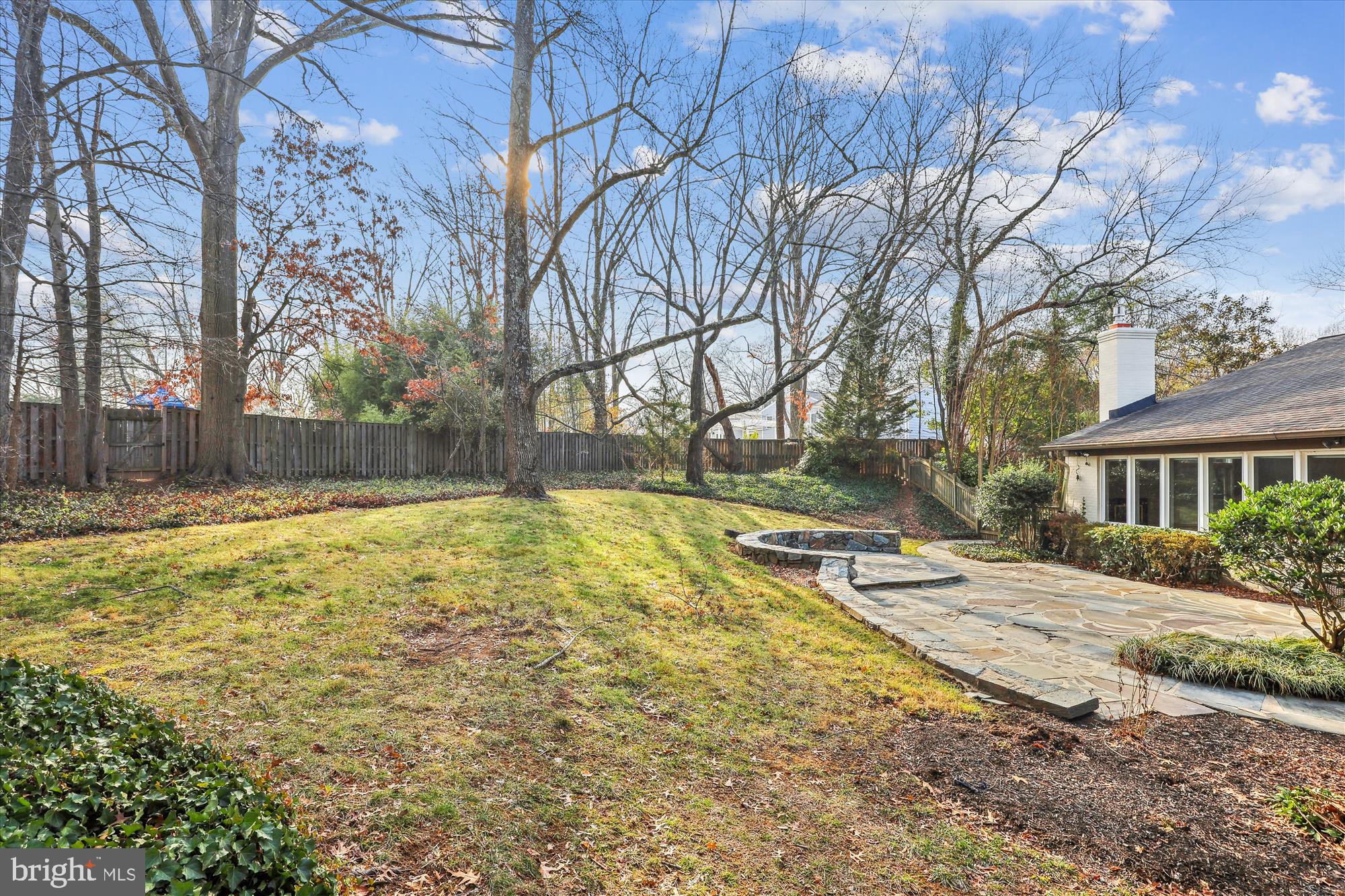 6154 BEACHWAY DRIVE