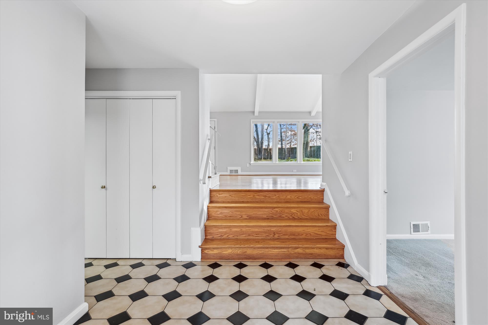 6154 BEACHWAY DRIVE